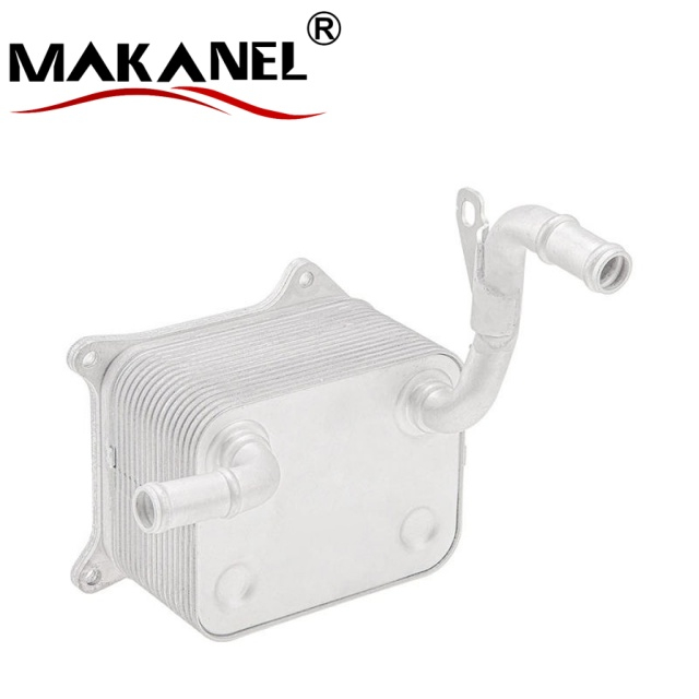 079117021M 079117015A Auto Engine Parts Cooling System Oil Cooler for VW Audi