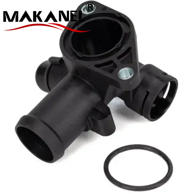 Auto Parts Engine Coolant Hose Connector Water Flange Oe: 06B 121 12